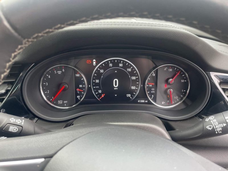 VAUXHALL INSIGNIA
