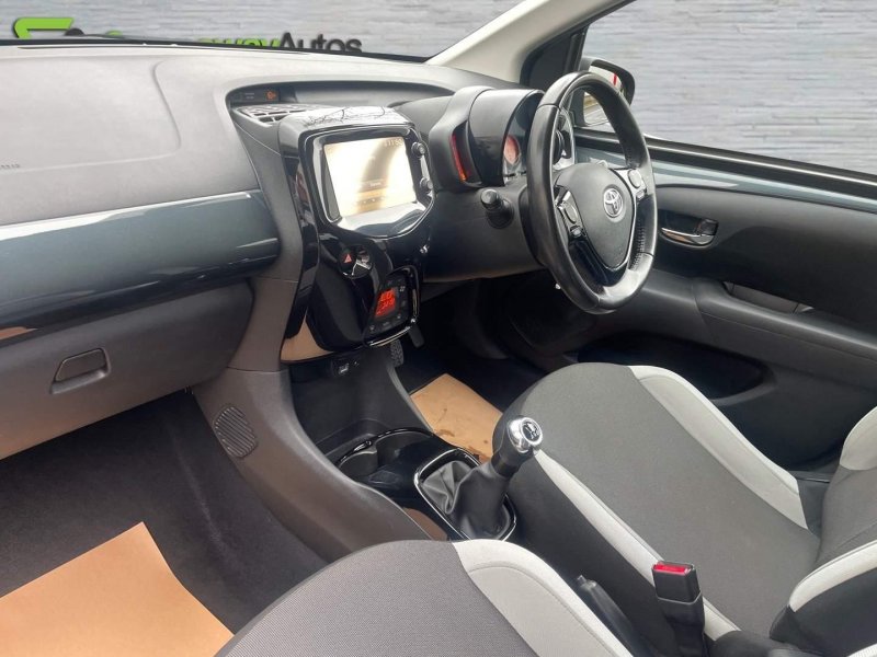 TOYOTA AYGO