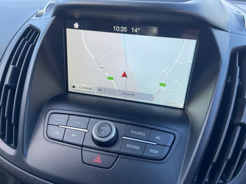 FORD KUGA