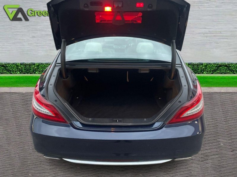 MERCEDES-BENZ CLS