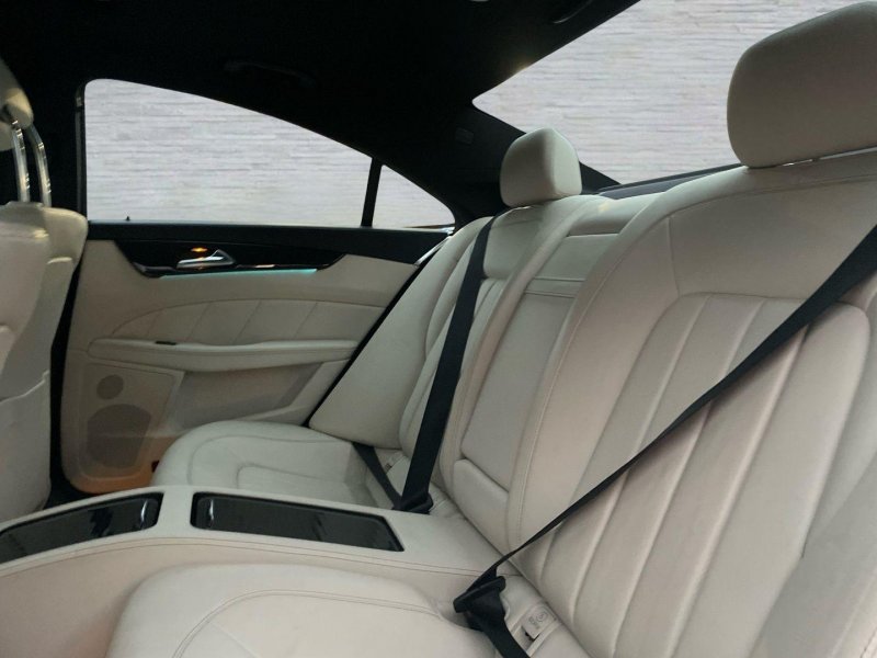 MERCEDES-BENZ CLS