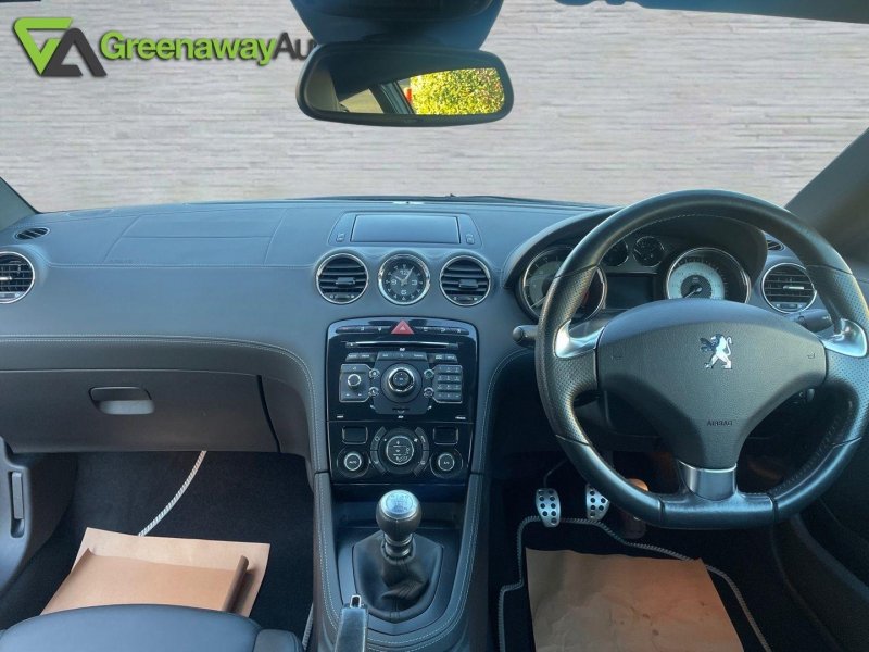 PEUGEOT RCZ
