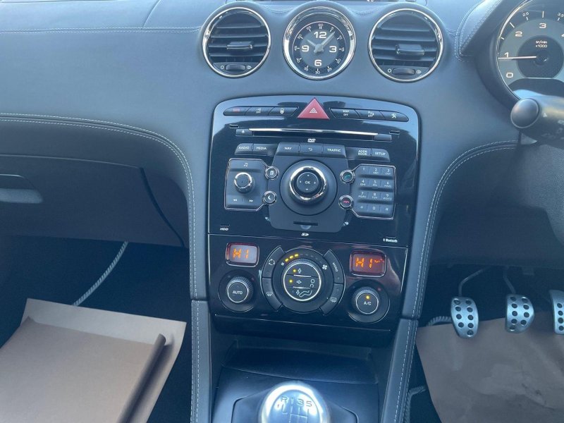 PEUGEOT RCZ