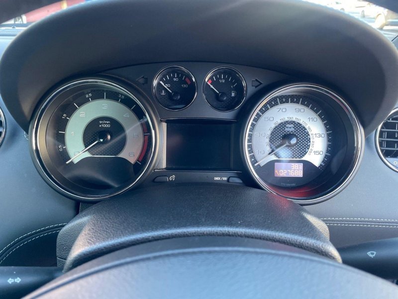 PEUGEOT RCZ