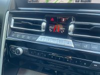 BMW 8 SERIES