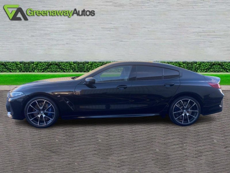 BMW 8 SERIES