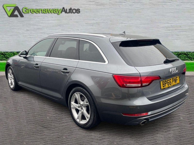 AUDI A4 AVANT