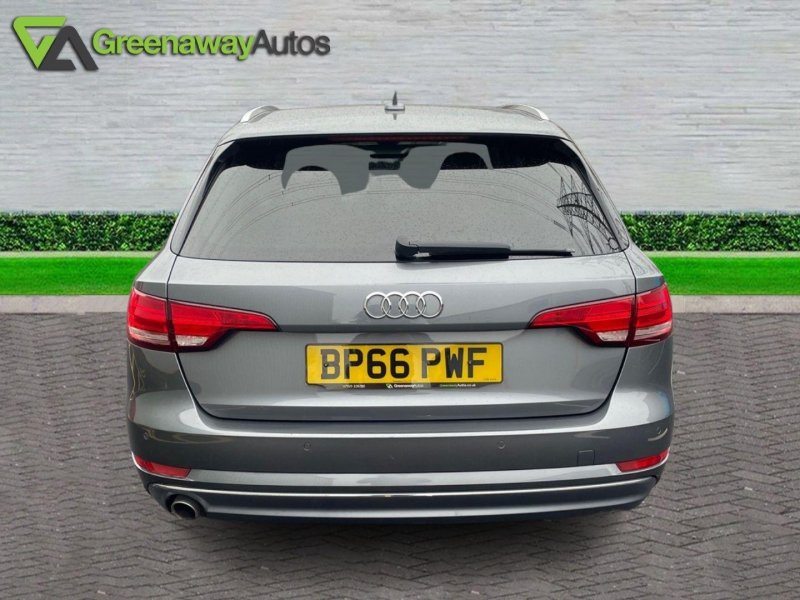 AUDI A4 AVANT