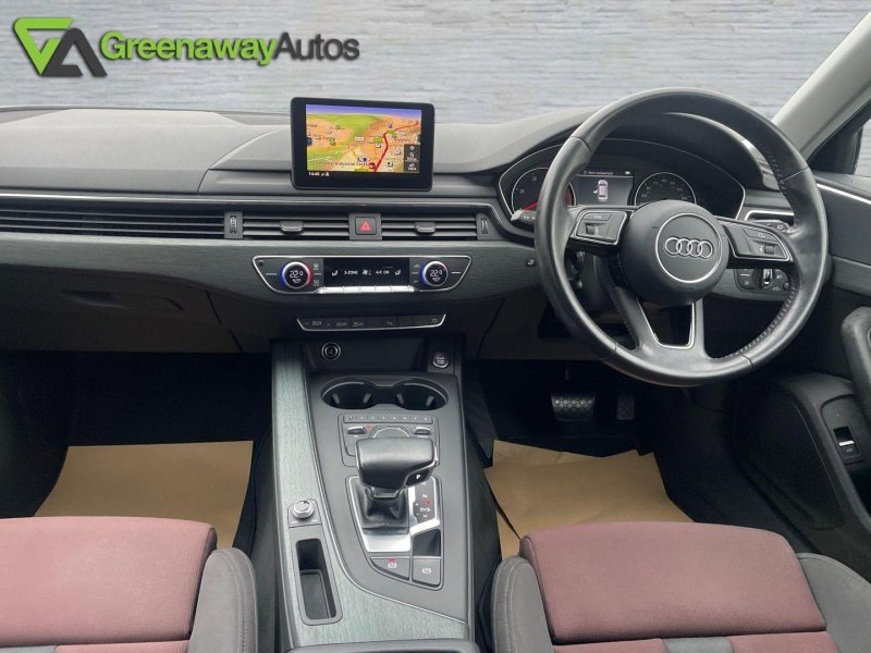 AUDI A4 AVANT