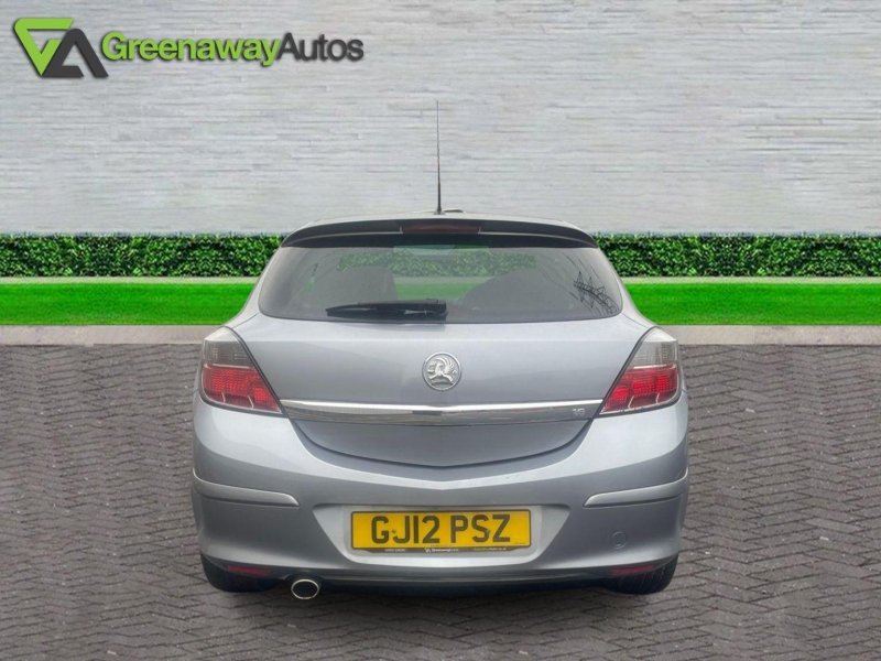 VAUXHALL ASTRA
