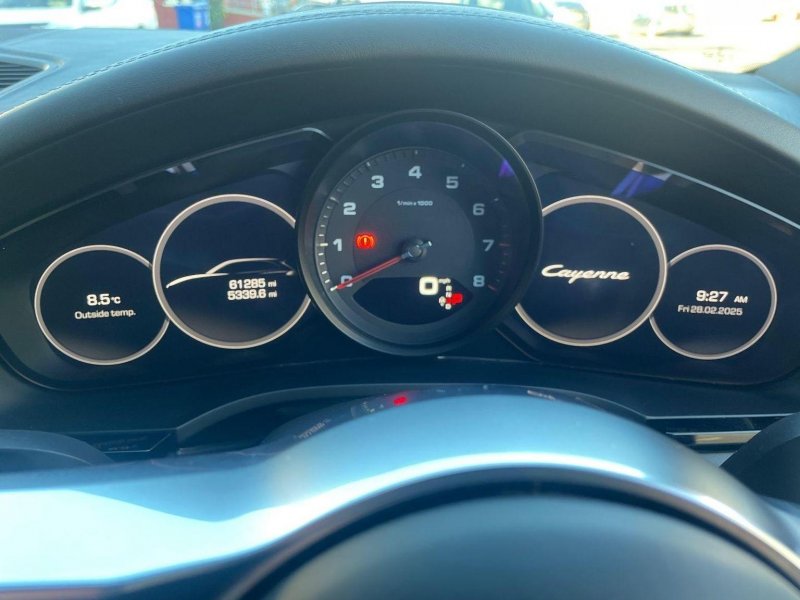 PORSCHE CAYENNE