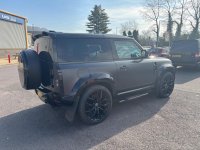 LAND ROVER DEFENDER 90
