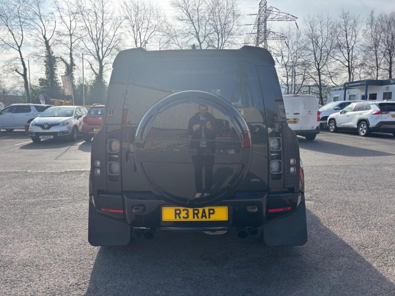 LAND ROVER DEFENDER 90