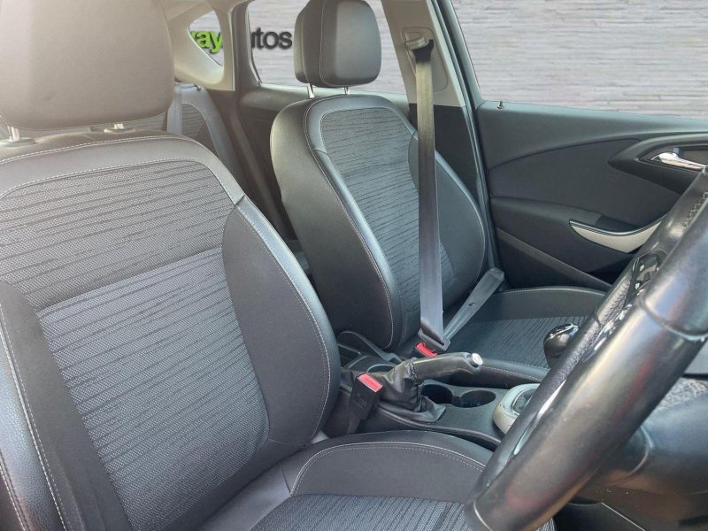 VAUXHALL ASTRA