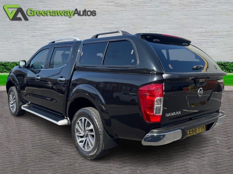 NISSAN NAVARA
