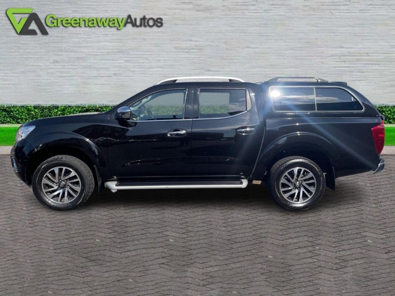 NISSAN NAVARA