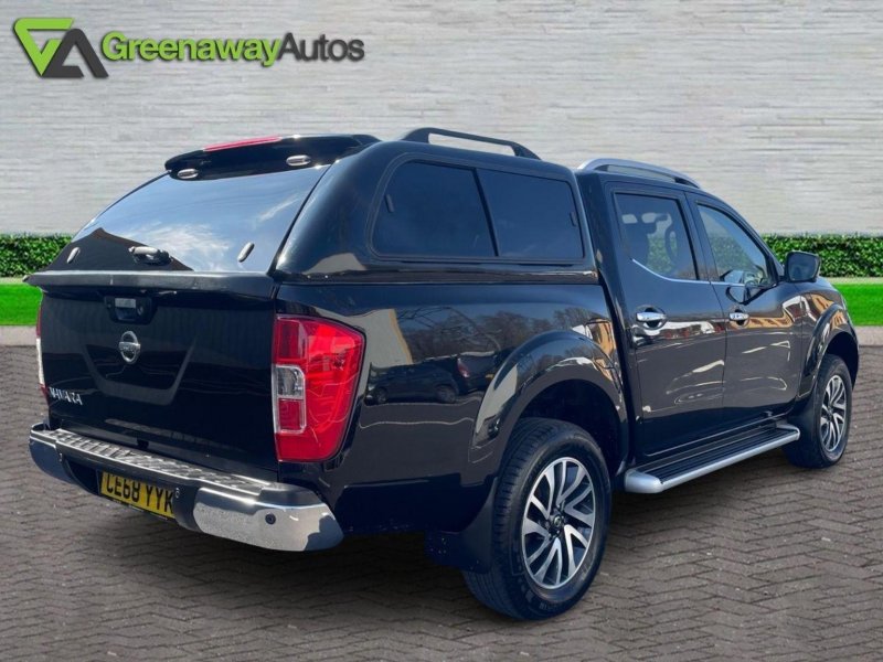 NISSAN NAVARA