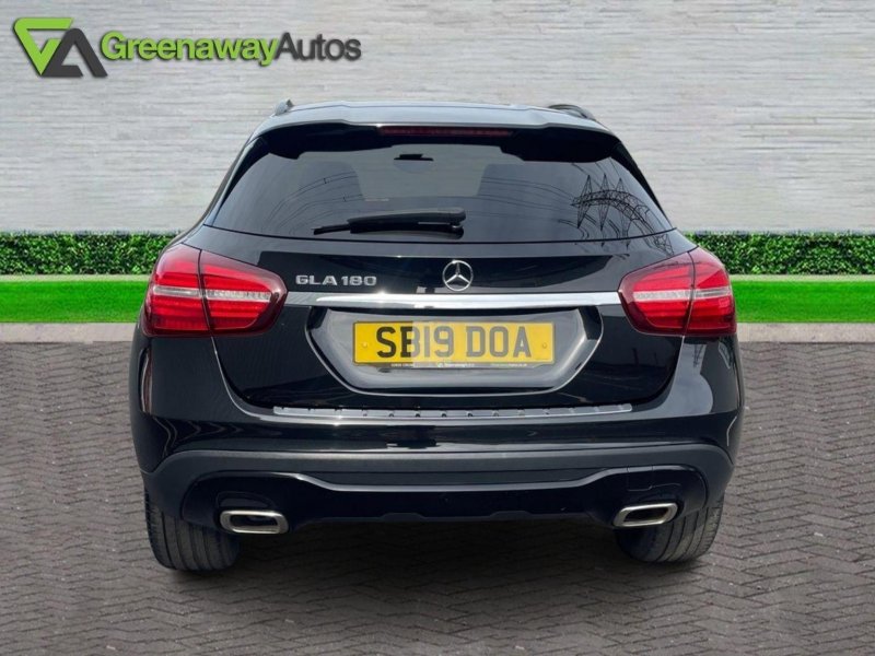 MERCEDES-BENZ GLA CLASS