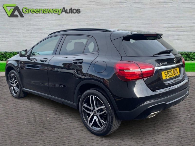 MERCEDES-BENZ GLA CLASS
