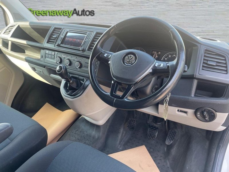VOLKSWAGEN TRANSPORTER