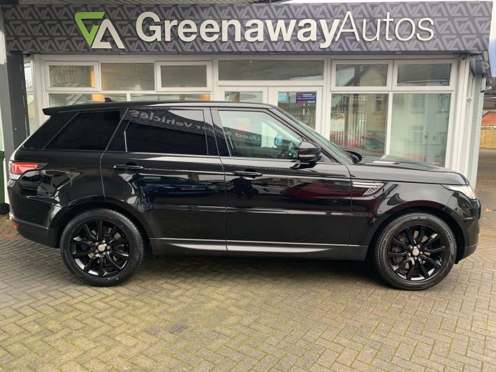 Used LAND ROVER RANGE ROVER SPORT in Cardiff, Wales for sale