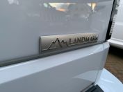 LAND ROVER DISCOVERY SDV6 LANDMARK STUNNING EXAMPLE MUST BE SEEN - 2632 - 9