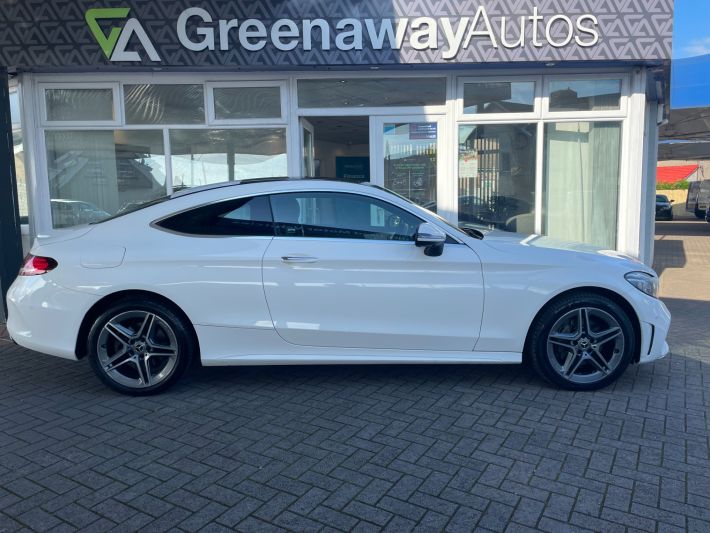 Used MERCEDES C-CLASS in Pontypridd, Wales for sale