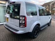 LAND ROVER DISCOVERY SDV6 LANDMARK STUNNING EXAMPLE MUST BE SEEN - 2632 - 7
