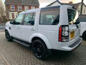 LAND ROVER DISCOVERY SDV6 LANDMARK STUNNING EXAMPLE MUST BE SEEN - 2632 - 5